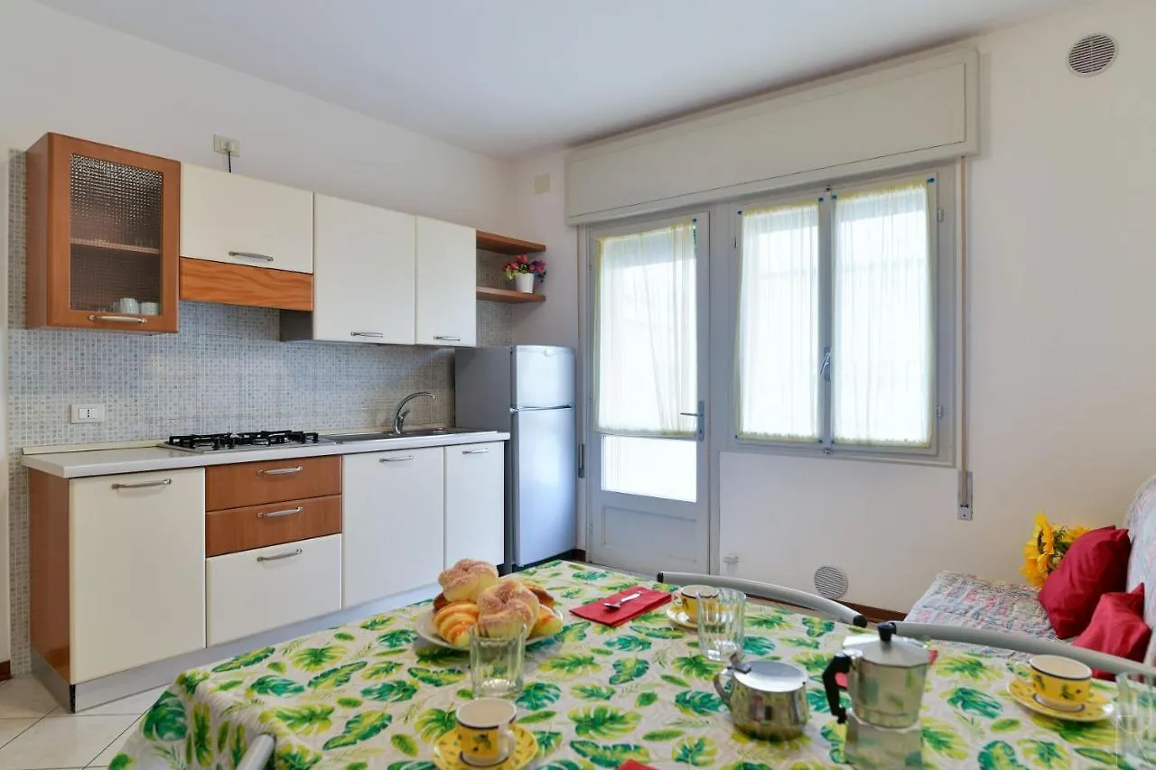 Stella D'Oro Διαμέρισμα Καόρλε 0*,